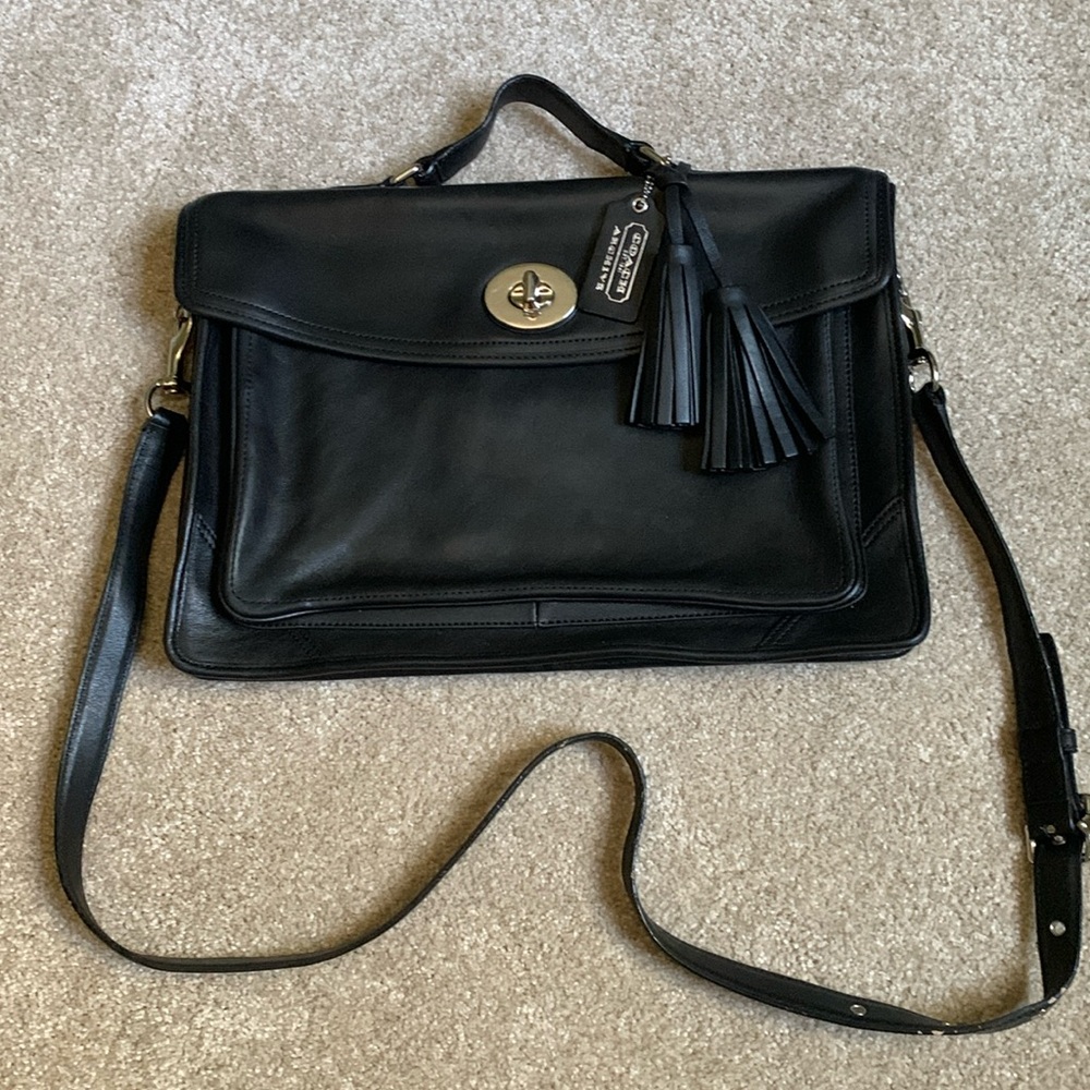 Vintage Coach black leather messenger bag